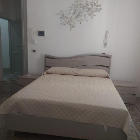 Guest House Lamphotel Militello Παλέρμο Εξωτερικό φωτογραφία