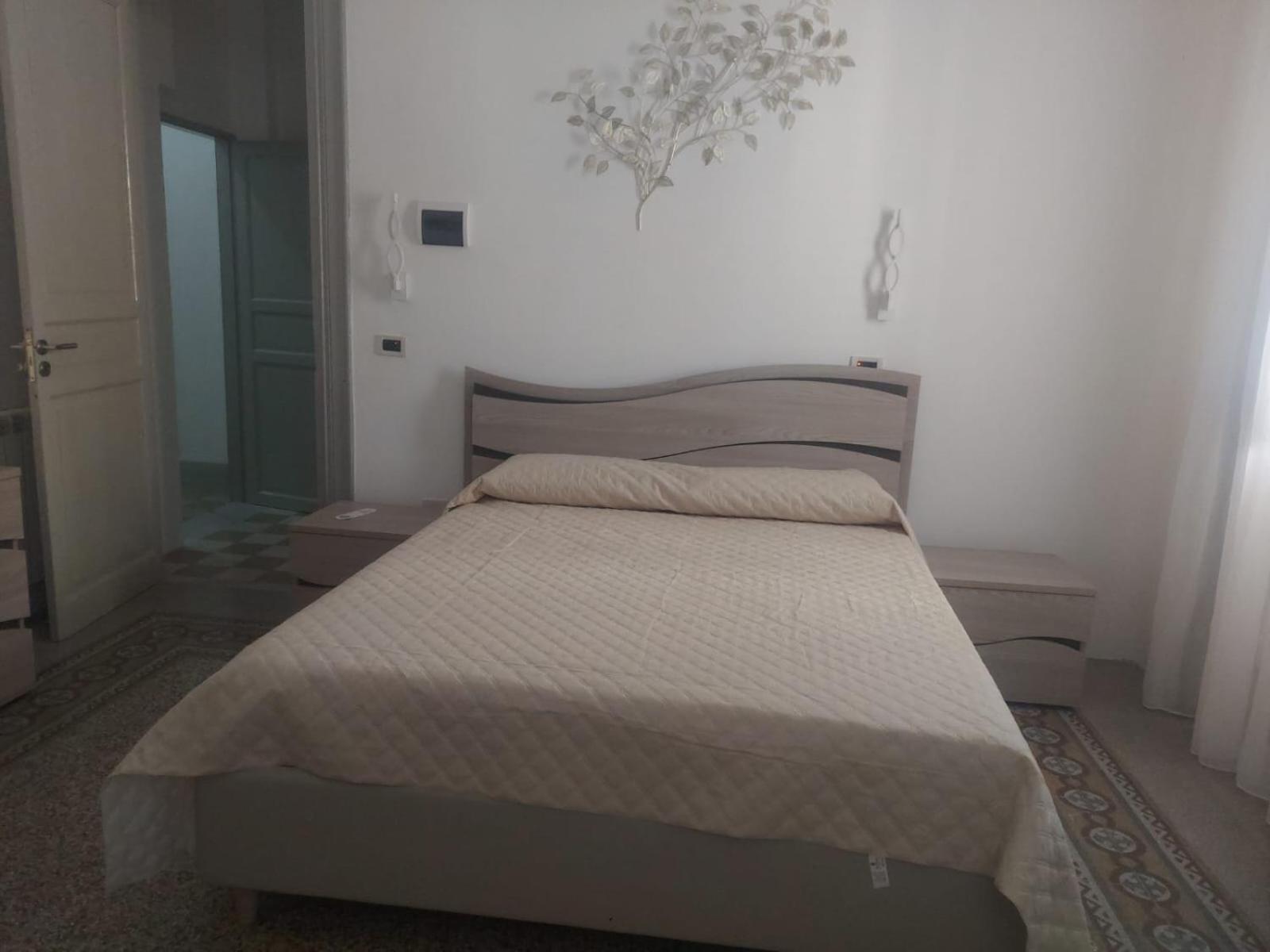 Guest House Lamphotel Militello Παλέρμο Εξωτερικό φωτογραφία