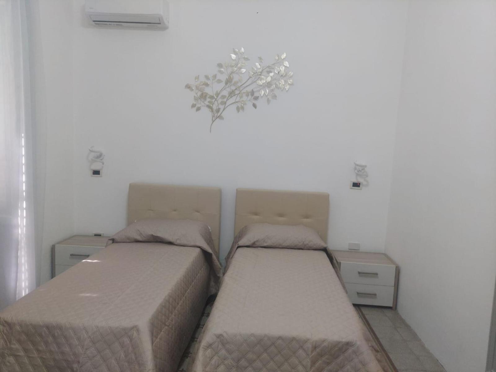 Guest House Lamphotel Militello Παλέρμο Εξωτερικό φωτογραφία