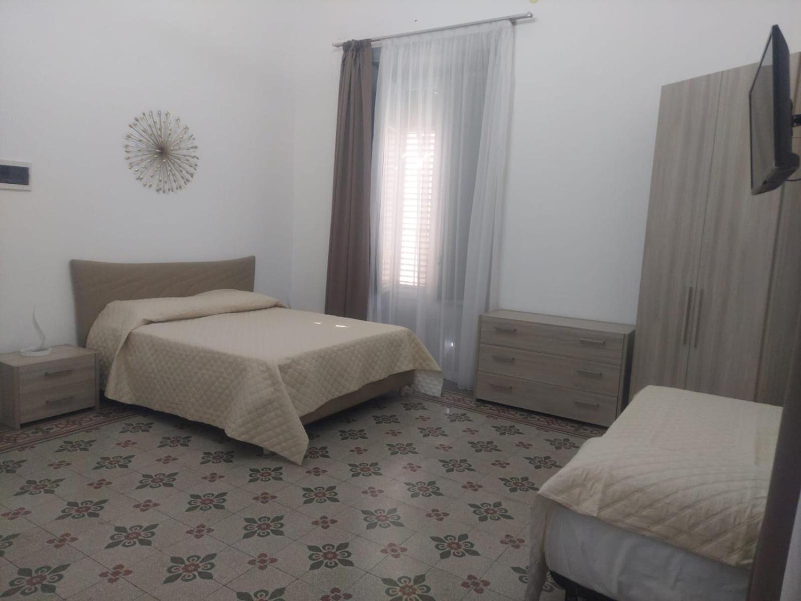 Guest House Lamphotel Militello Παλέρμο Εξωτερικό φωτογραφία