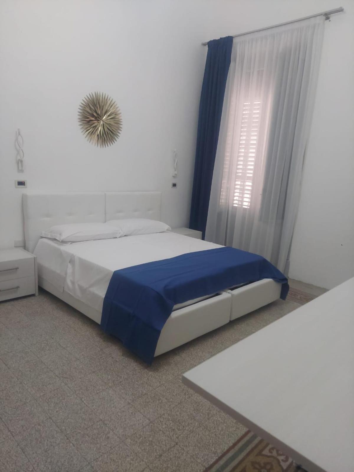 Guest House Lamphotel Militello Παλέρμο Εξωτερικό φωτογραφία