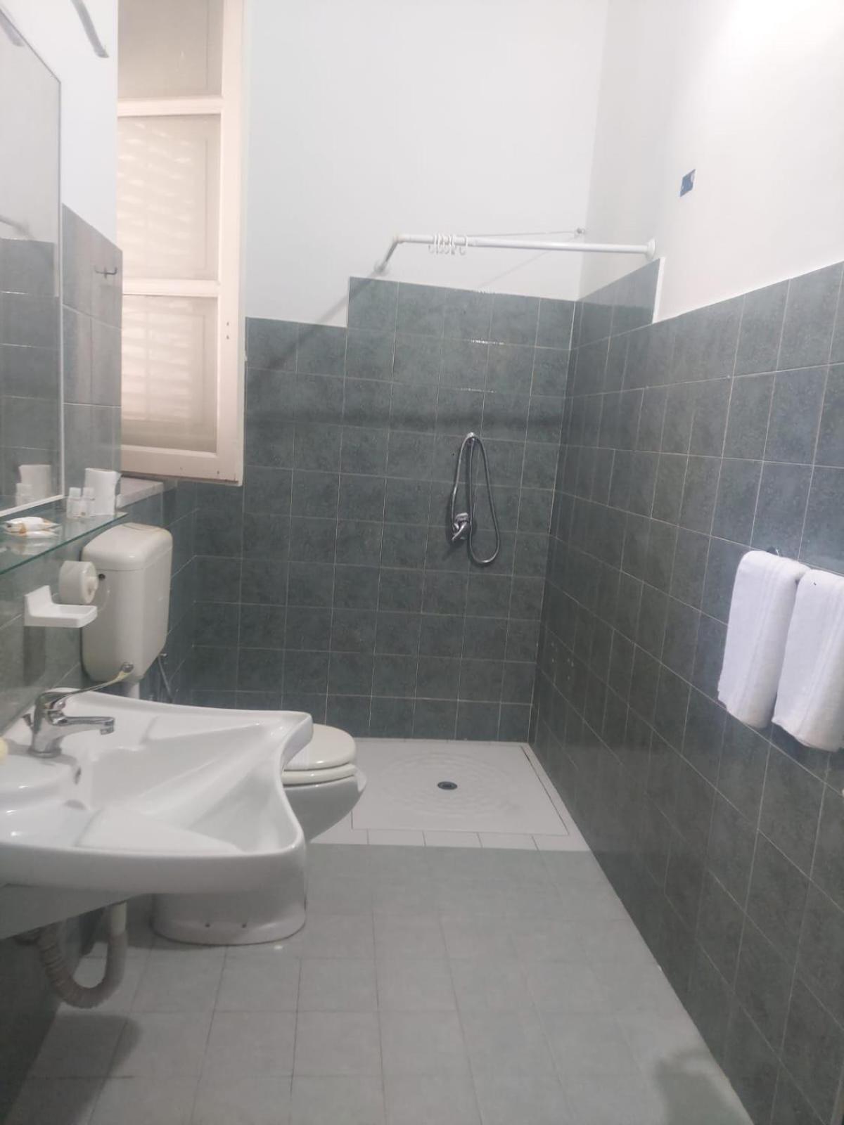 Guest House Lamphotel Militello Παλέρμο Εξωτερικό φωτογραφία