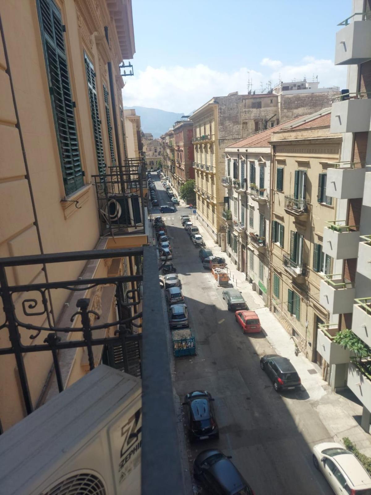 Guest House Lamphotel Militello Παλέρμο Εξωτερικό φωτογραφία